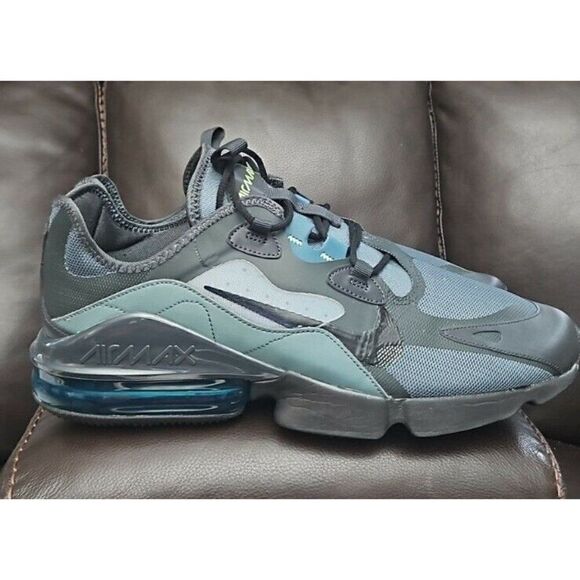 Athletic_Shoes